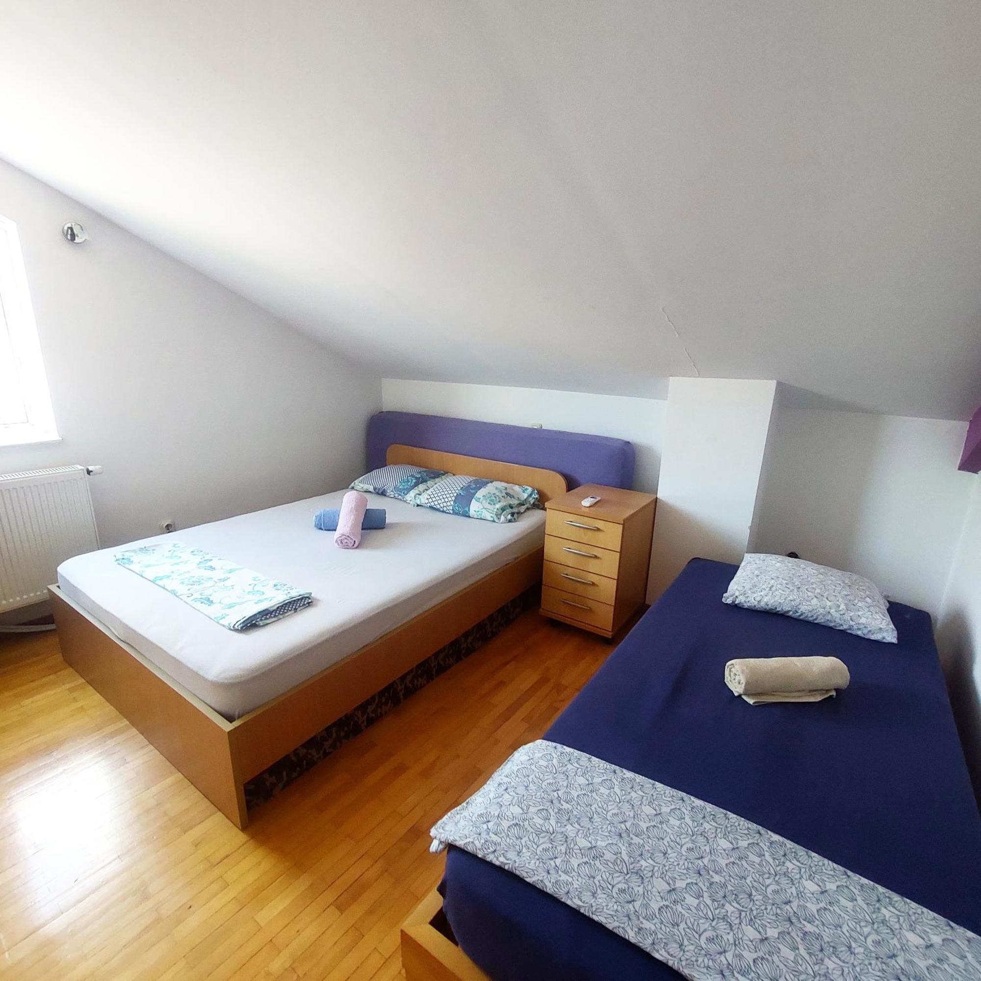 Golden Age Hostel Охрид Екстер'єр фото