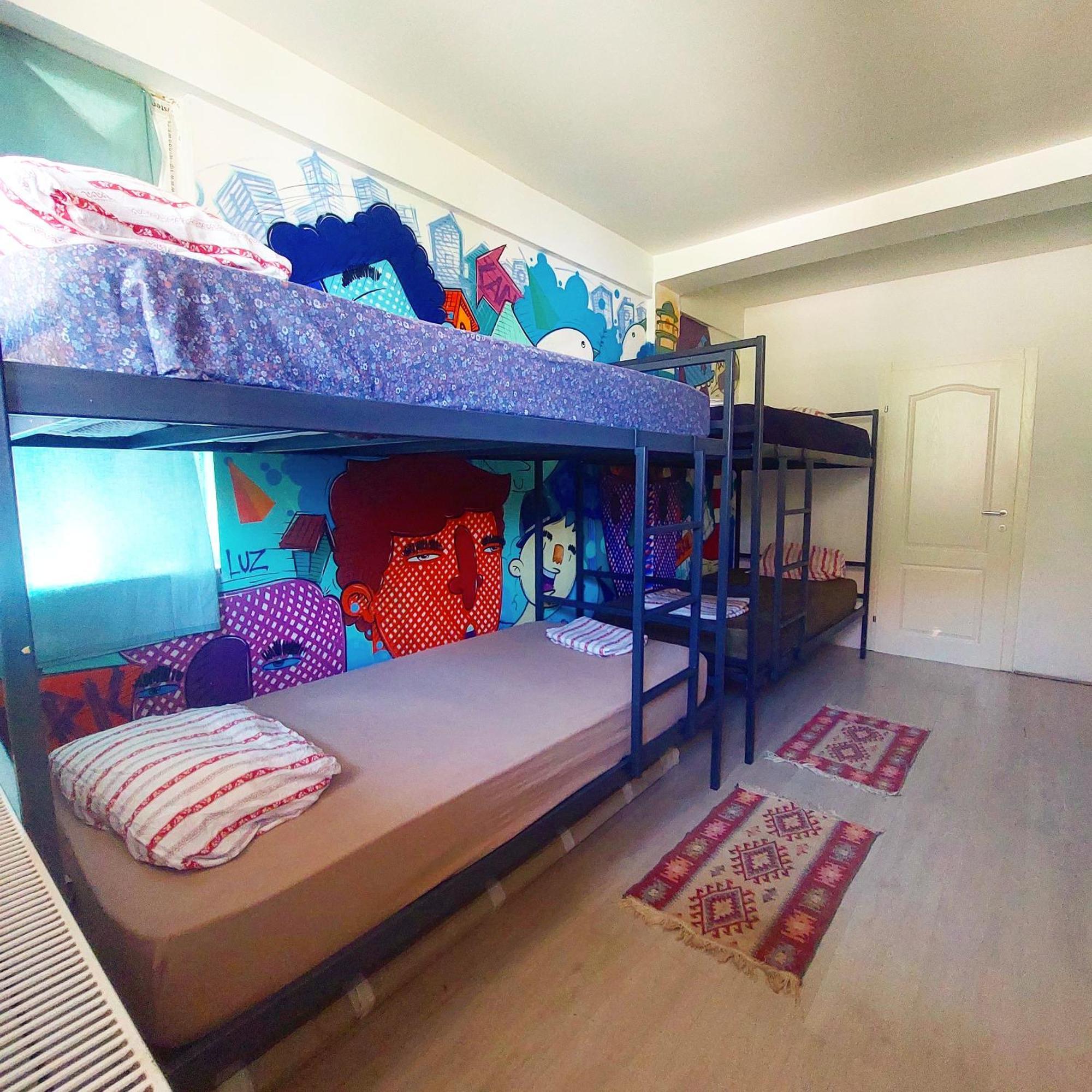 Golden Age Hostel Охрид Екстер'єр фото