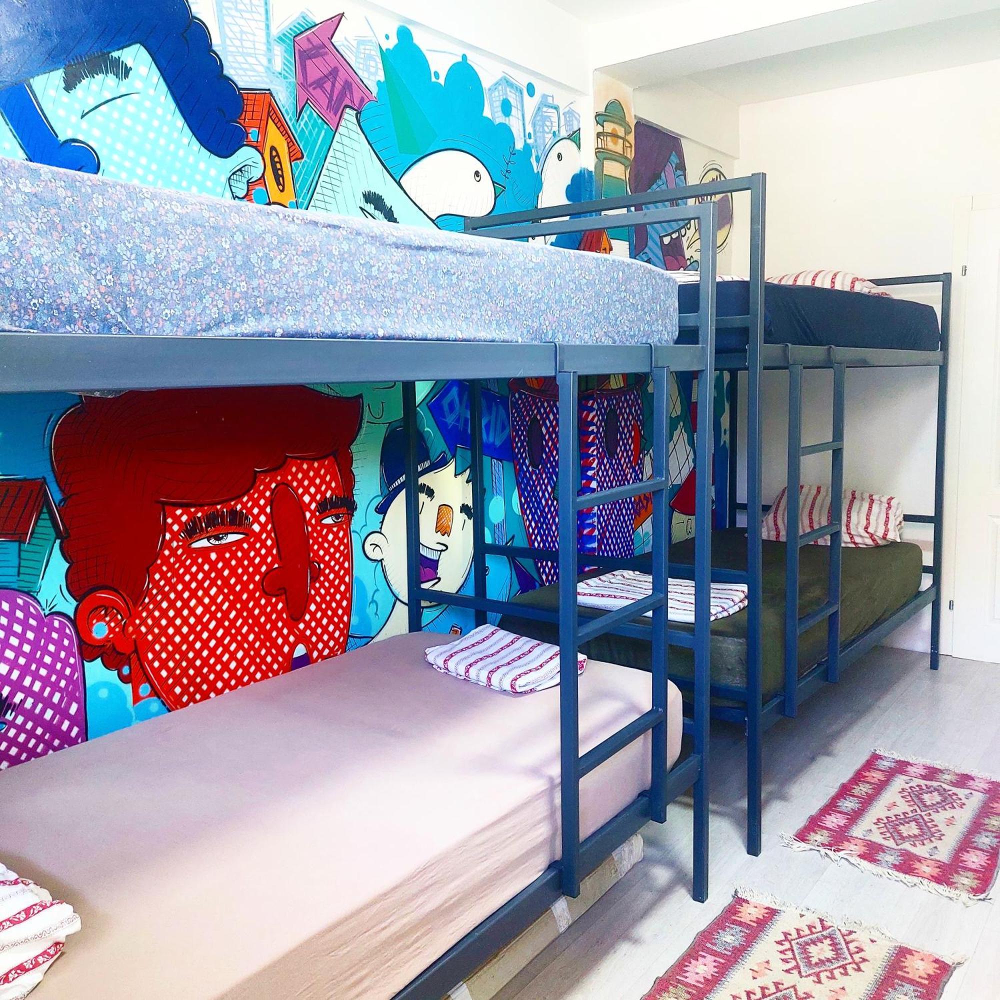 Golden Age Hostel Охрид Екстер'єр фото